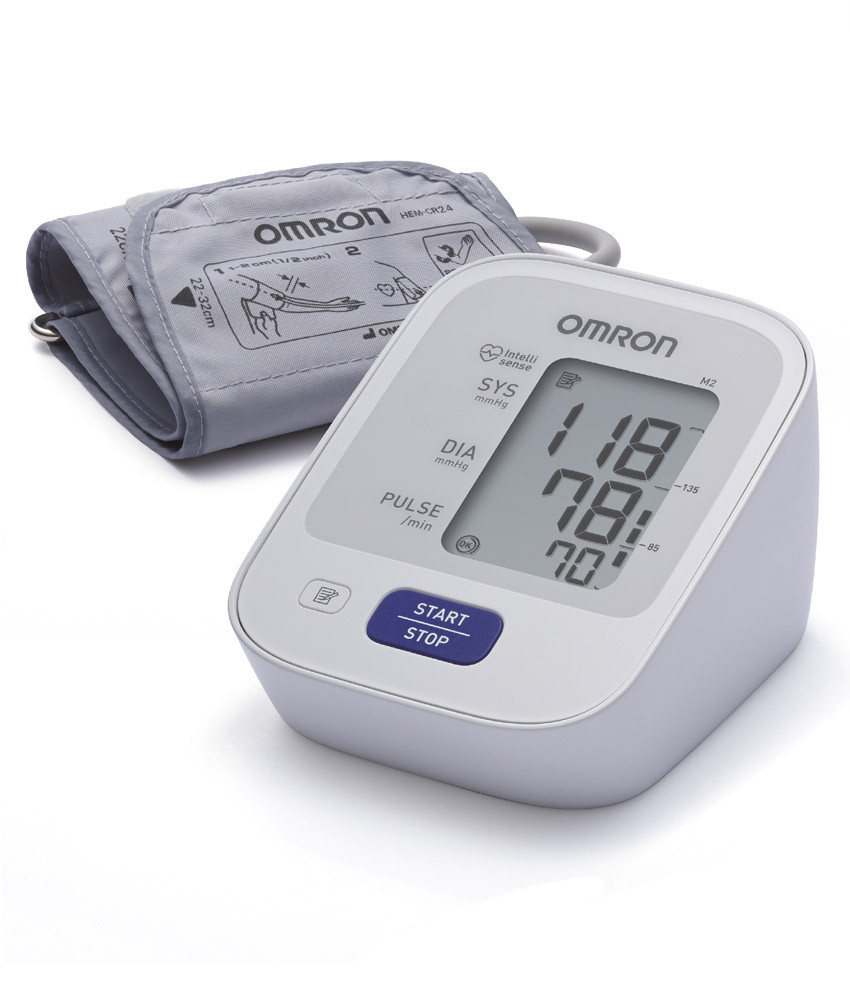 Máy đo huyết áp Omron Hem 7121 + Tặng Máy đo đường huyết Safe-Accu