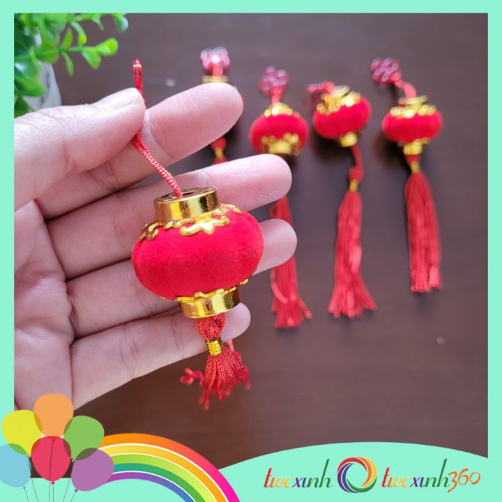 Set 5 lồng đèn nhung đỏ treo trang trí