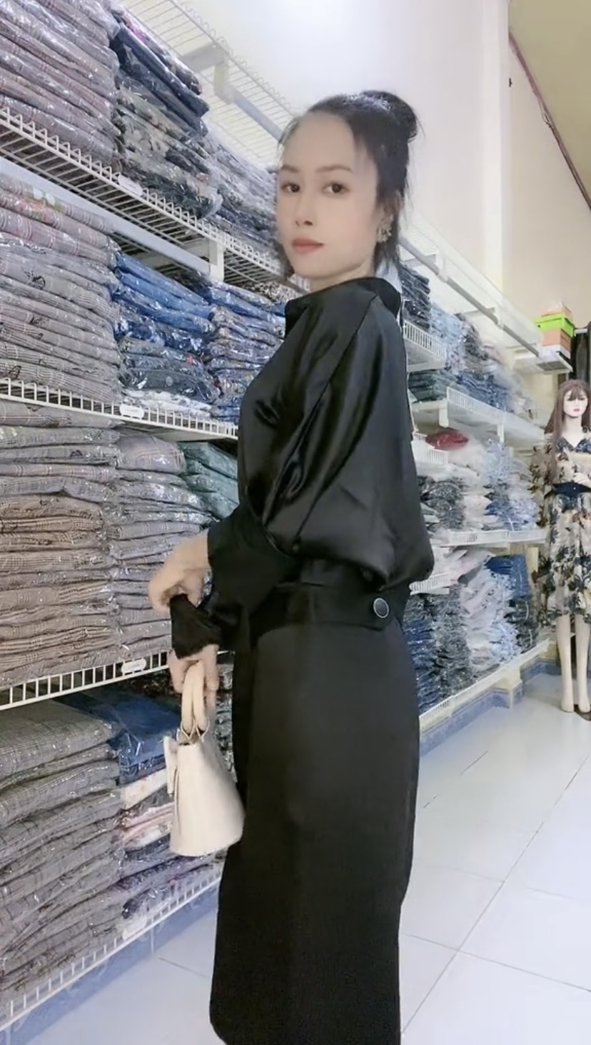 Bộ áo sơ mi kèm váy cao cấp màu đen quý phái Myqlothing