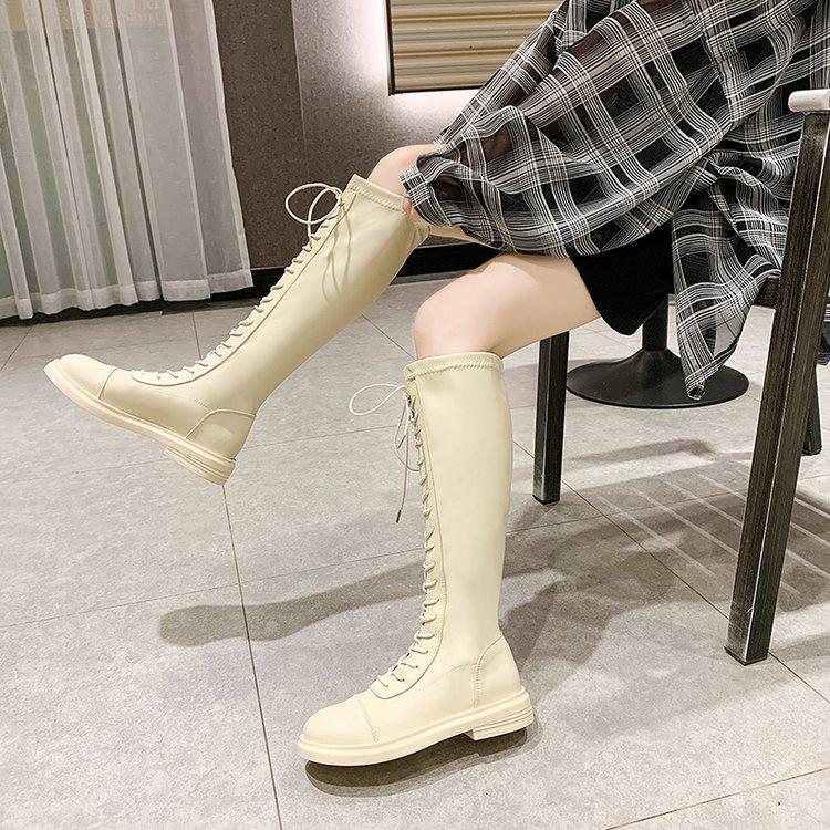 Giày bốt cổ cao thắt dây phong cách Hàn trẻ trung dành cho phái đẹp