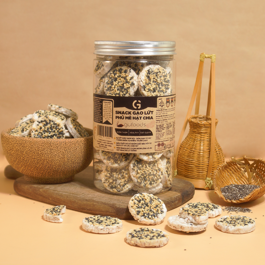 Snack gạo lứt phủ mè hạt chia GUfoods - Topping béo bùi giòn rụm, Tiện lợi, Giàu chất xơ, Eat clean, Thuần chay - Bánh kẹo Tết - Quà Tết