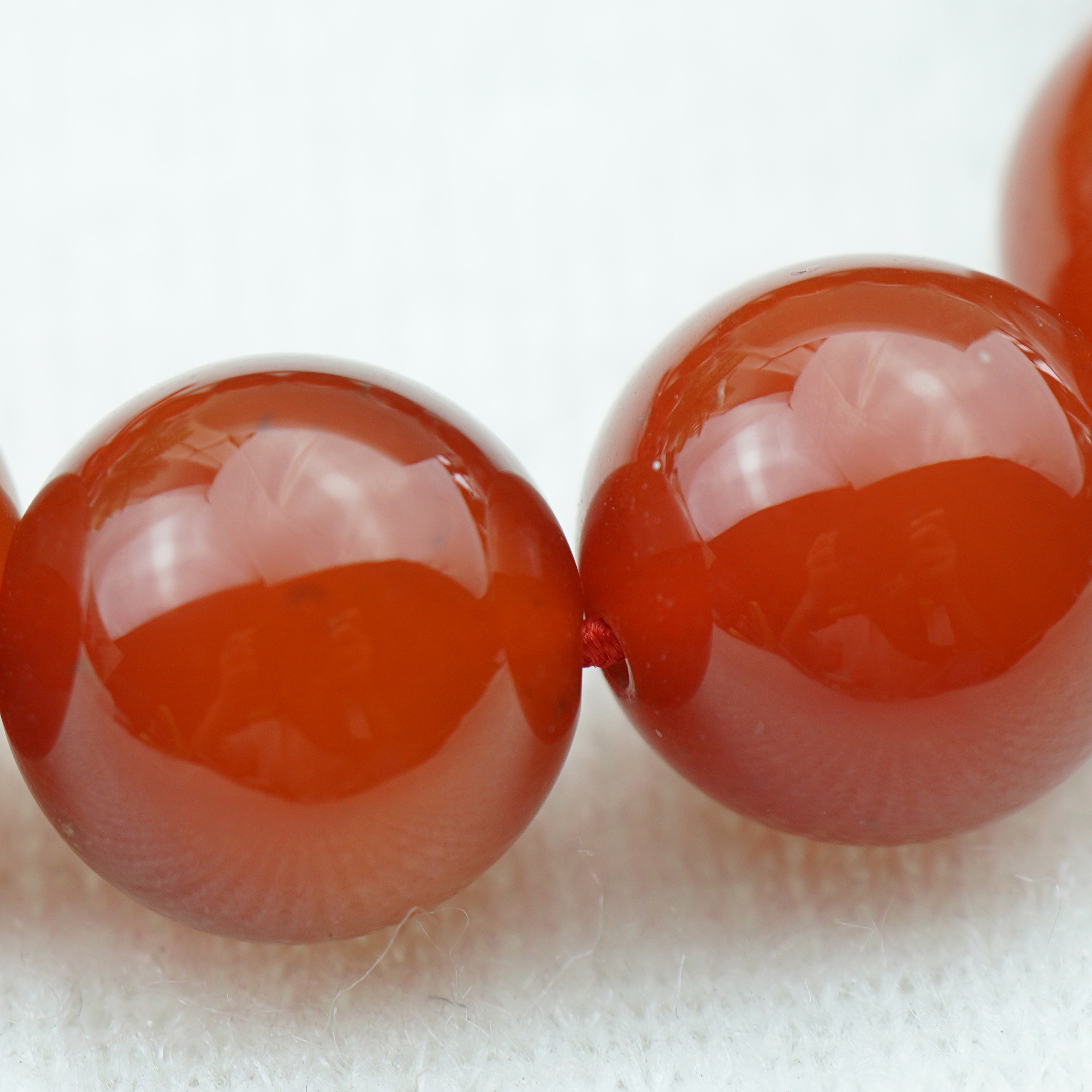 Vòng tay mã não hồ lô đỏ tự nhiên 14 mm