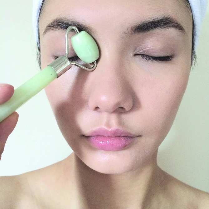 Cây Lăn massage 2 đầu bằng đá tự nhiên