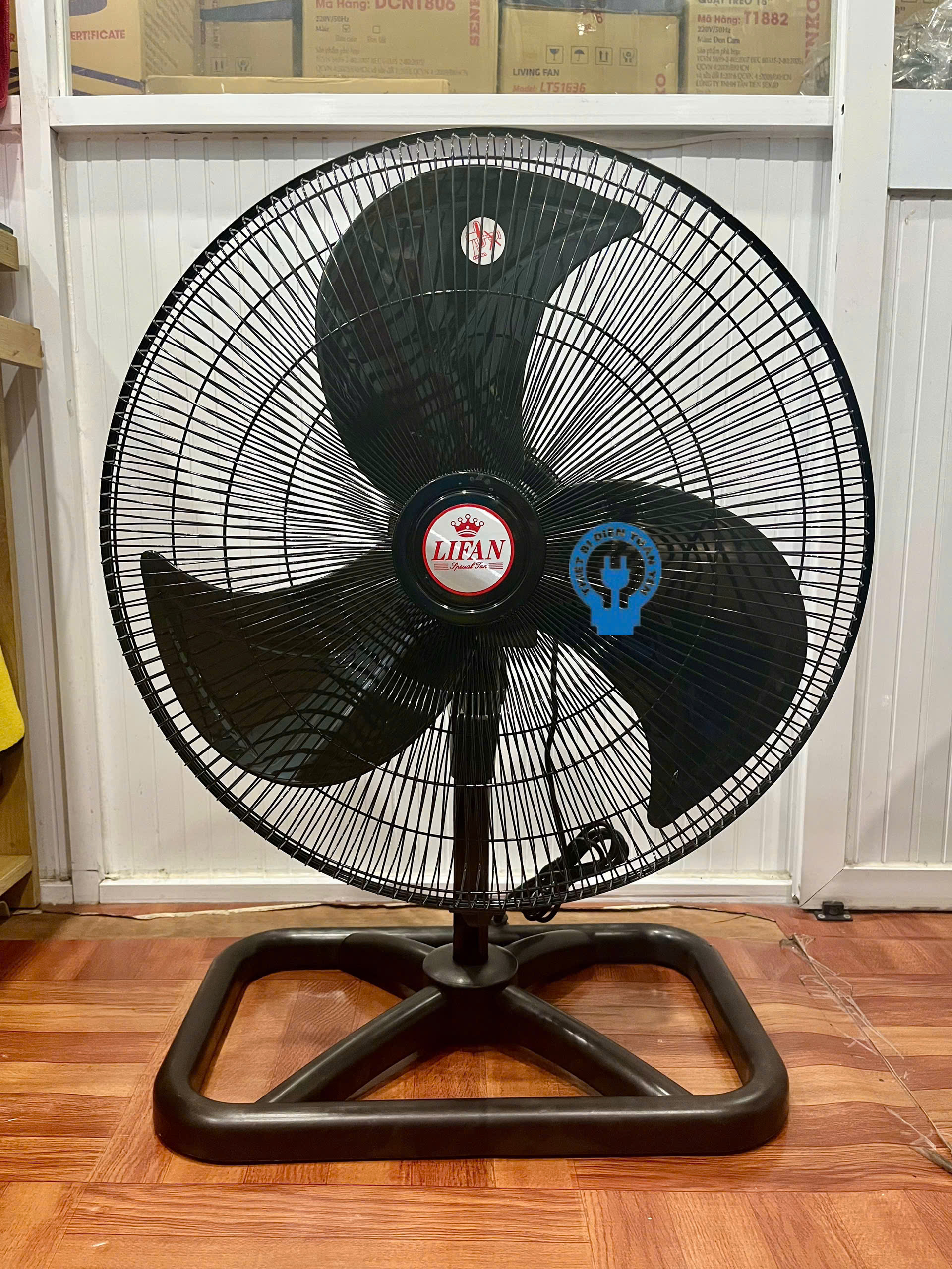 Quạt sàn công nghiệp Lifan S-20CN công suất 100W - Hàng chính hãng