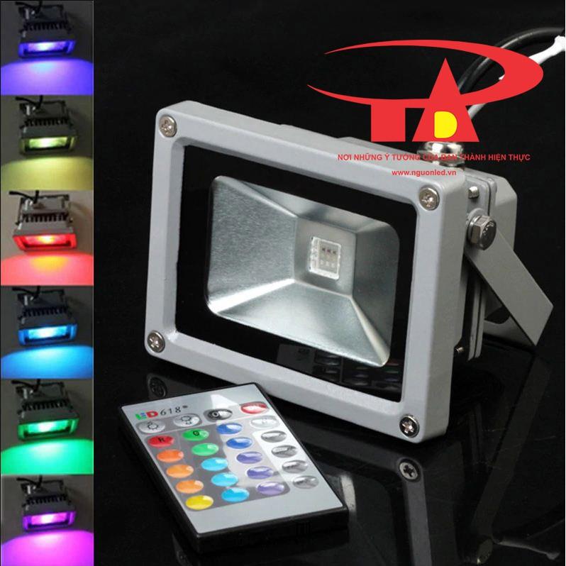 Đèn pha led 10W đổi màu