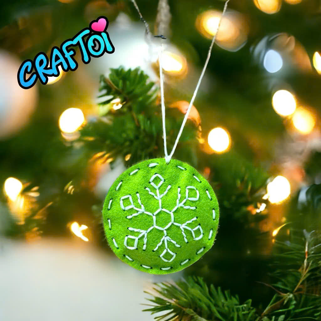 KIM NHỰA Bộ Thủ Công Trẻ Tự Làm Bông 5+ Christmas ornament Noel Craftoi Felt Sewing toy prepunched holes plastic needle