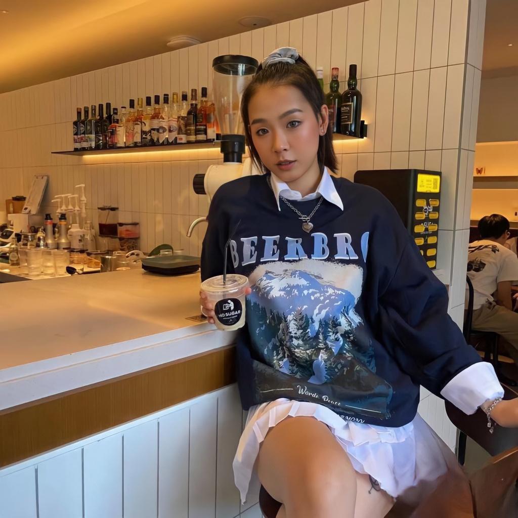 Áo Sweater Nỉ Ngoại Unisex Nam Nữ BEERBRO Màu Xanh In Hình Đồi Núi