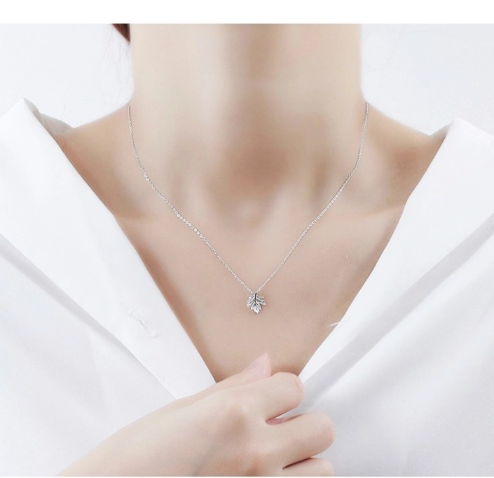 DÂY CHUYỀN BẠC CHO NỮ CHIẾC LÁ MAY MẮN DCN07