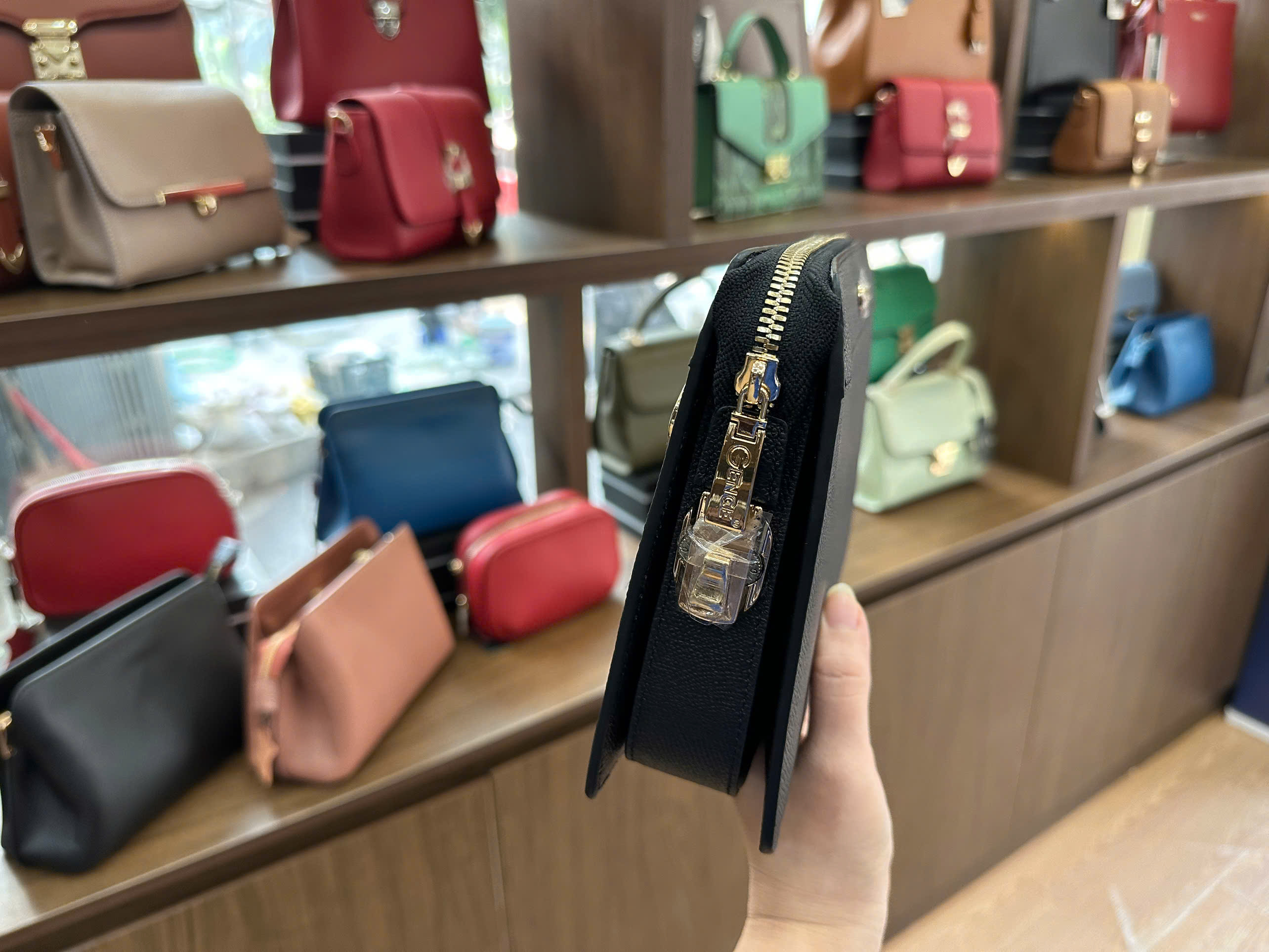 Clutch Da Hàng Hiệu Ví Nam Cầm Tay Công Sở GENCE HT11 Da Bò Cao Cấp Màu Đen Hai Phân Loại Khóa Thường Và Khóa Số