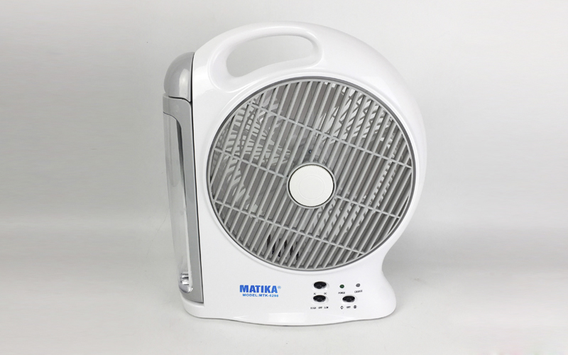 Quạt Tích Điện Matika MTK-6298 Nhỏ Gọn Có Đèn Led Hiện Đại Pin Khỏe -Hàng Chính Hãng