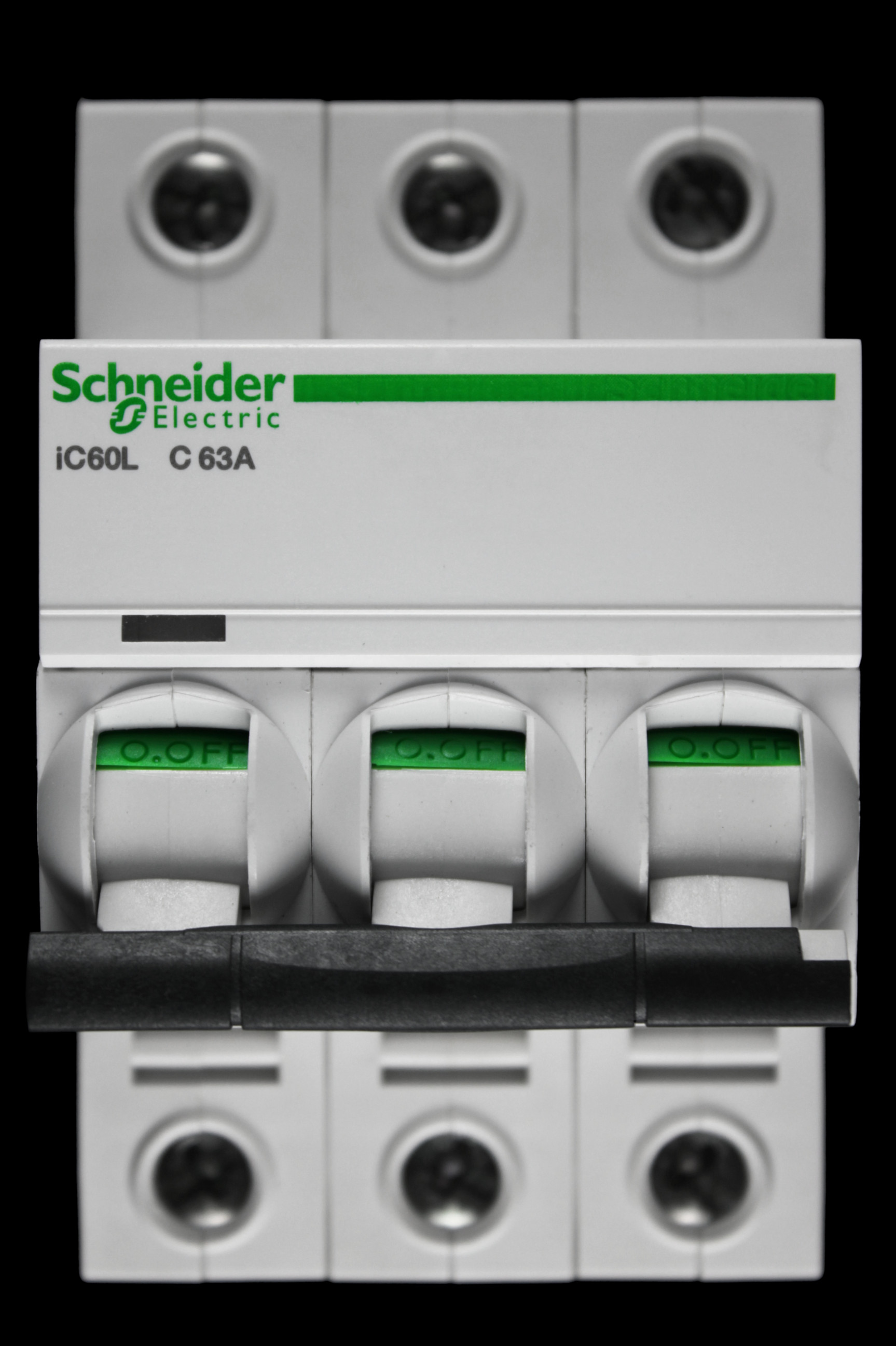 CẦU DAO ĐIỆN MCB 3P- 63A  A9F94363 Schneider