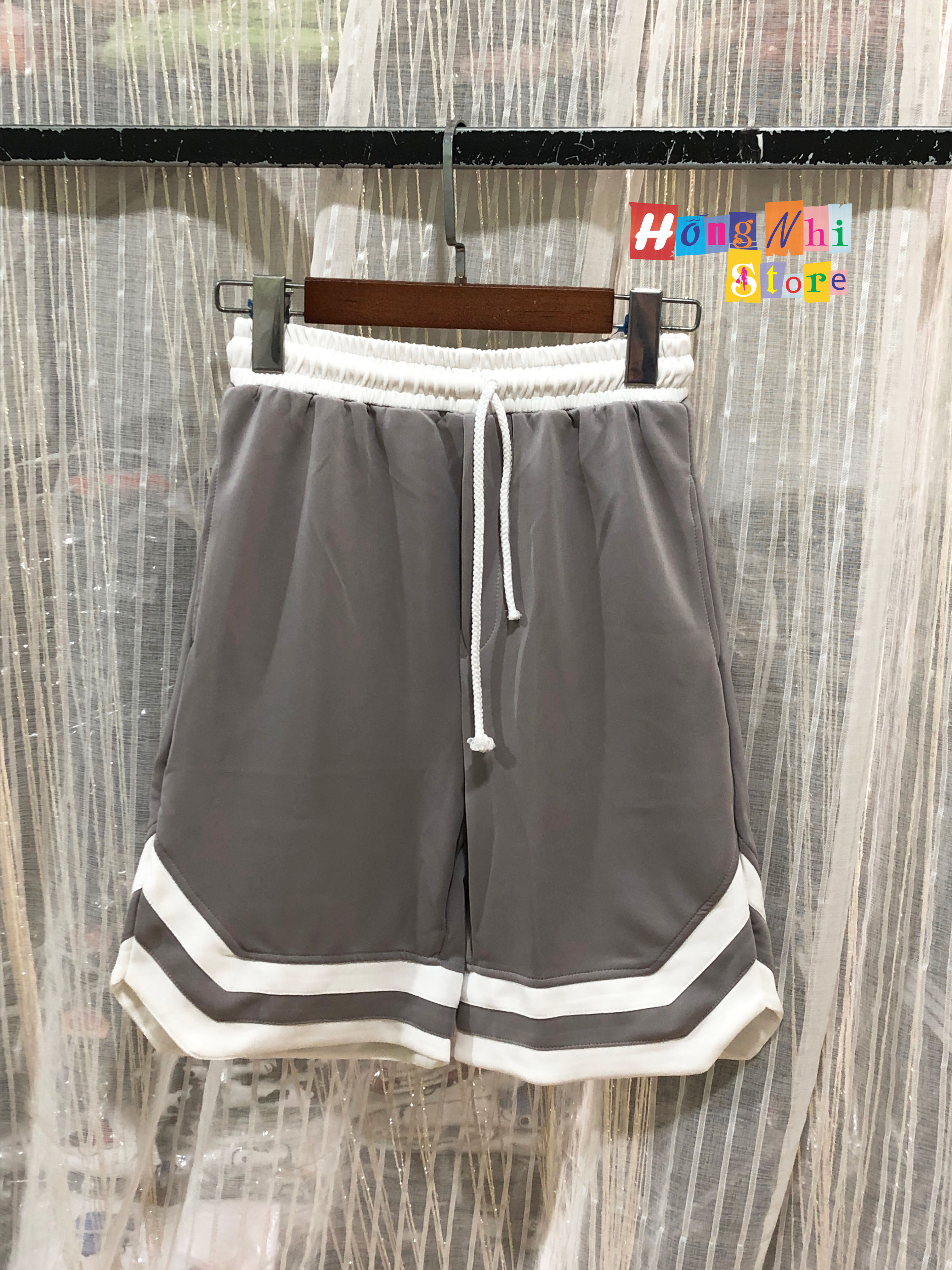 Quần Đùi Viền Sọc - Quần Đùi Chữ V - Quần Double V Short Unisex Màu - MM