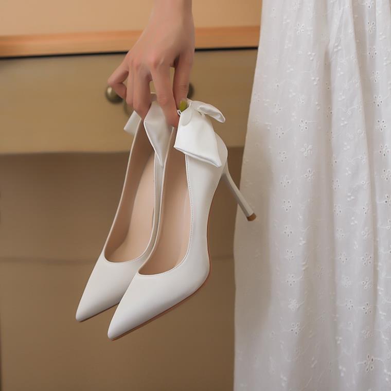 Hàng cao cấp Giày cưới cô dâu, giày phù dâu 2022 mới nơ trắng cao gót nhọn 8cm QCCC C001