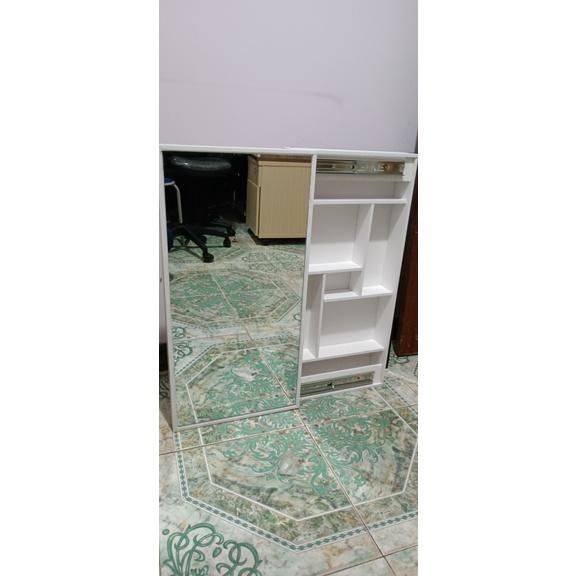 Kệ Treo Tường Kèm Gương Thông Minh Gỗ Chất Liệu Gỗ MDF Cao Cấp - chống ẩm