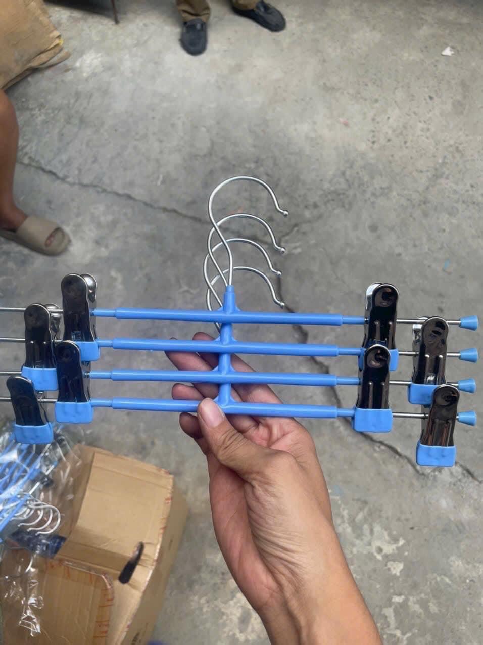 SET 5 MÓC TREO QUẦN ÁO CÓ KẸP SIÊU TIỆN LỢI