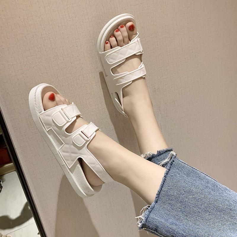 SANDAL NỮ TRẦN TRÁM CAO SU DẺO