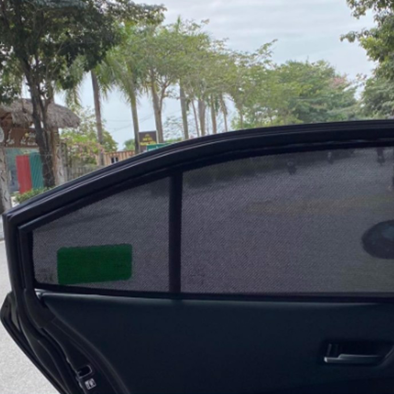 Bộ 4 tấm Rèm che nắng theo xe ô tô Toyota ALTIS 2022-2023, Tấm che nắng ô tô nam châm tự dính