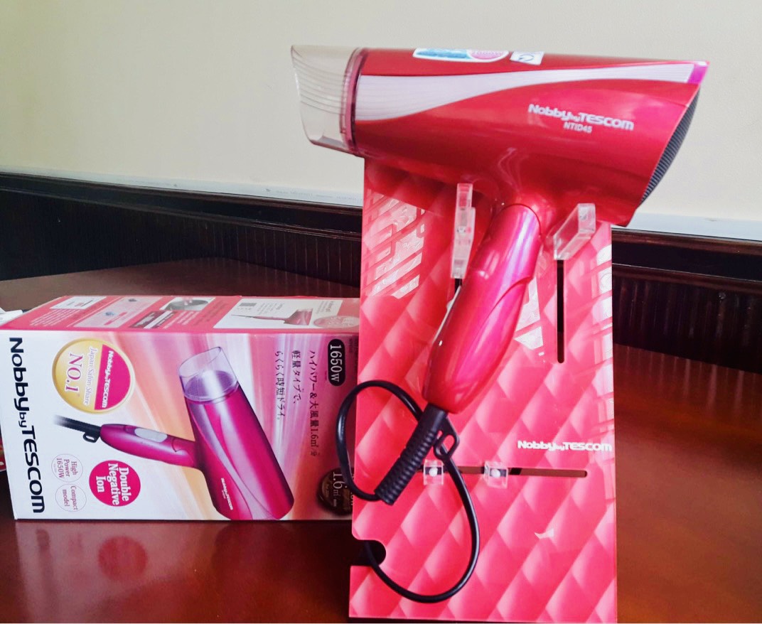 Máy Sấy Tóc Bổ Sung Ion Âm Tescom NTID45