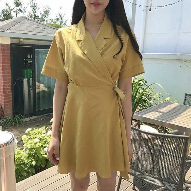 Bộ thắt nơ tại eo dáng xoè vàng/ đỏ gạch