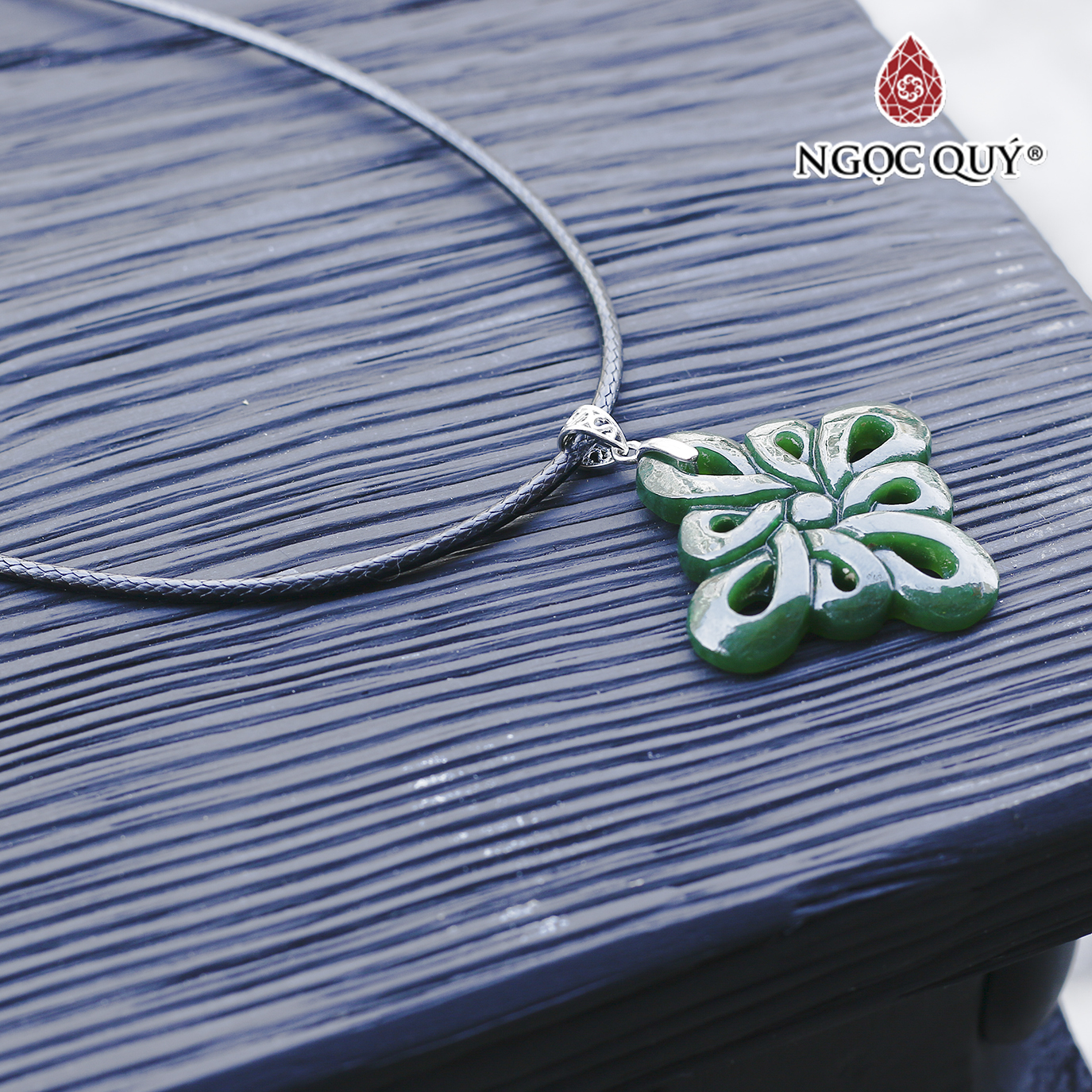 Mặt dây chuyền kết đồng tâm ngọc bích mệnh hỏa, mộc - Ngọc Quý Gemstones