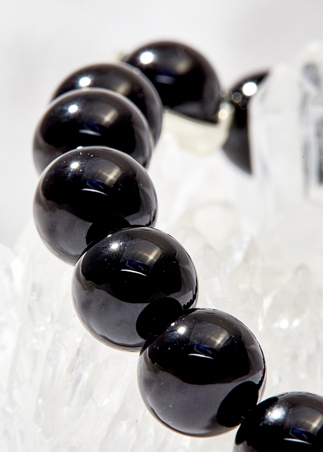 Vòng tay đá thiên thạch phối cánh bạc Ngọc Quý Gemstones