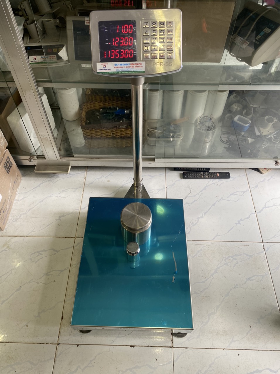 Cân Bàn Điện Tử - Hiển Thị Kết Quả Cân Nhanh, Chính Xác, Mặt Cân Điện Tử 40x50cm Bằng Inox, Khung Bàn Cân Bằng Thép Sơn Tĩnh Điện