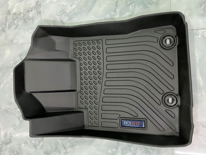 Thảm sàn cho xe Toyota Rush thương hiệu DCSMat