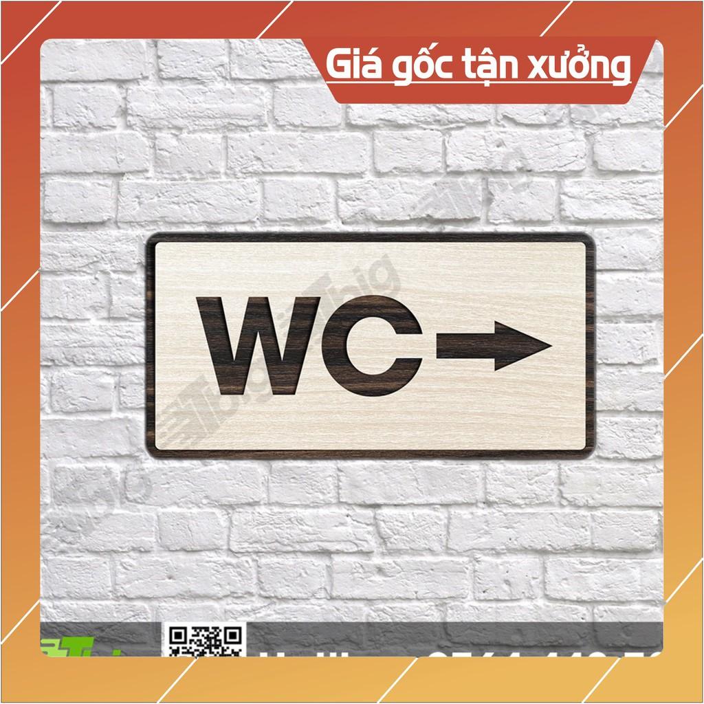 Bảng chỉ hướng WC bằng gỗ