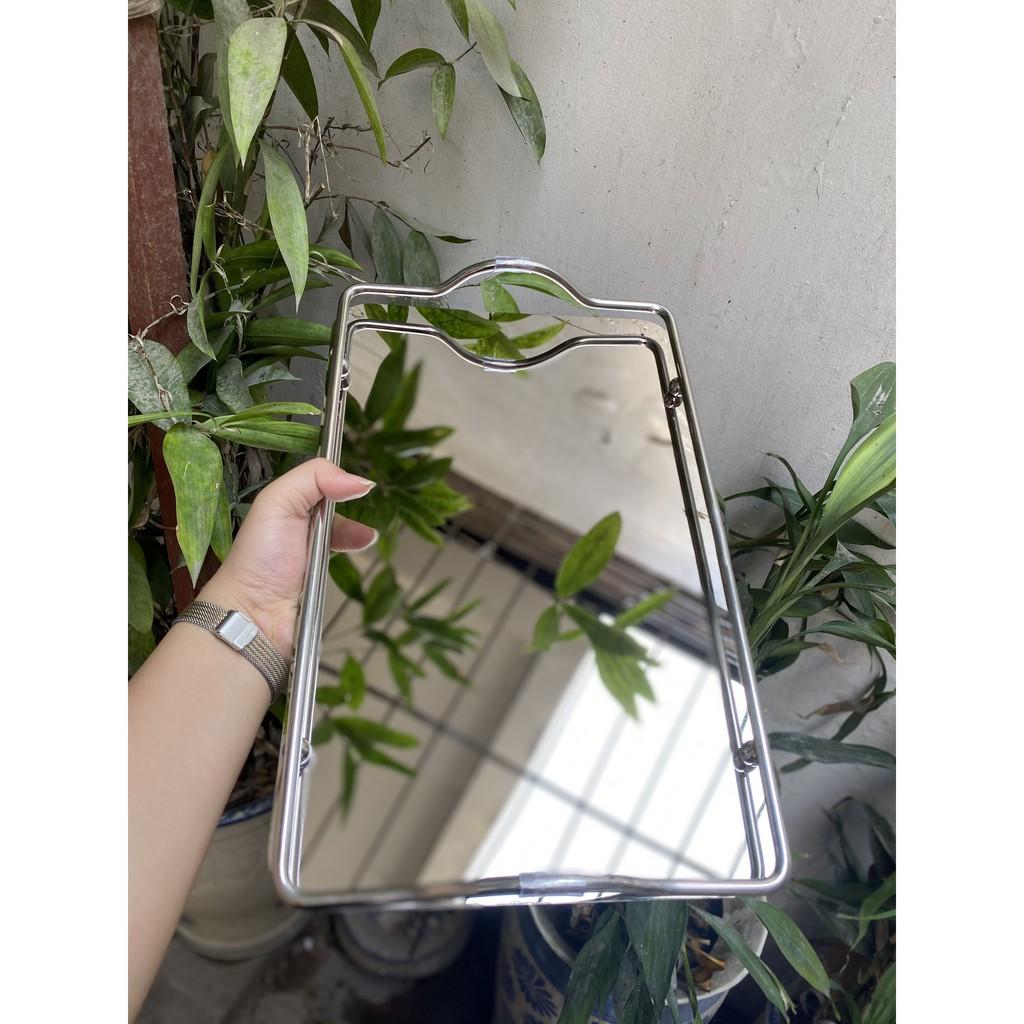 Khay thép gương trắng bạch kim có tay cầm sang chảnh, khay Decor phong cách Bắc Âu