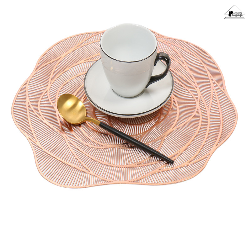 Tấm Lót Bàn Ăn Placemat In Cách Nhiệt Bronzing Sang Trọng