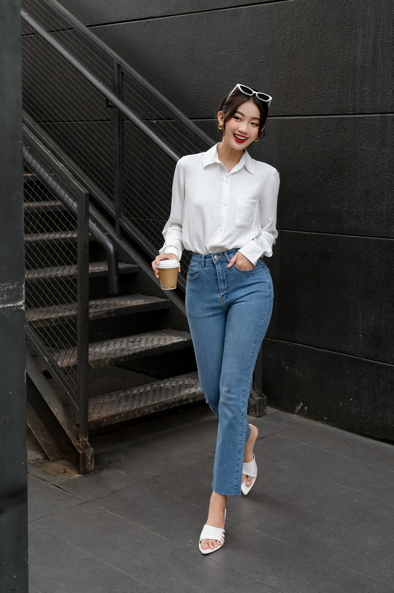 OLV - Áo Solid Button White Blouse