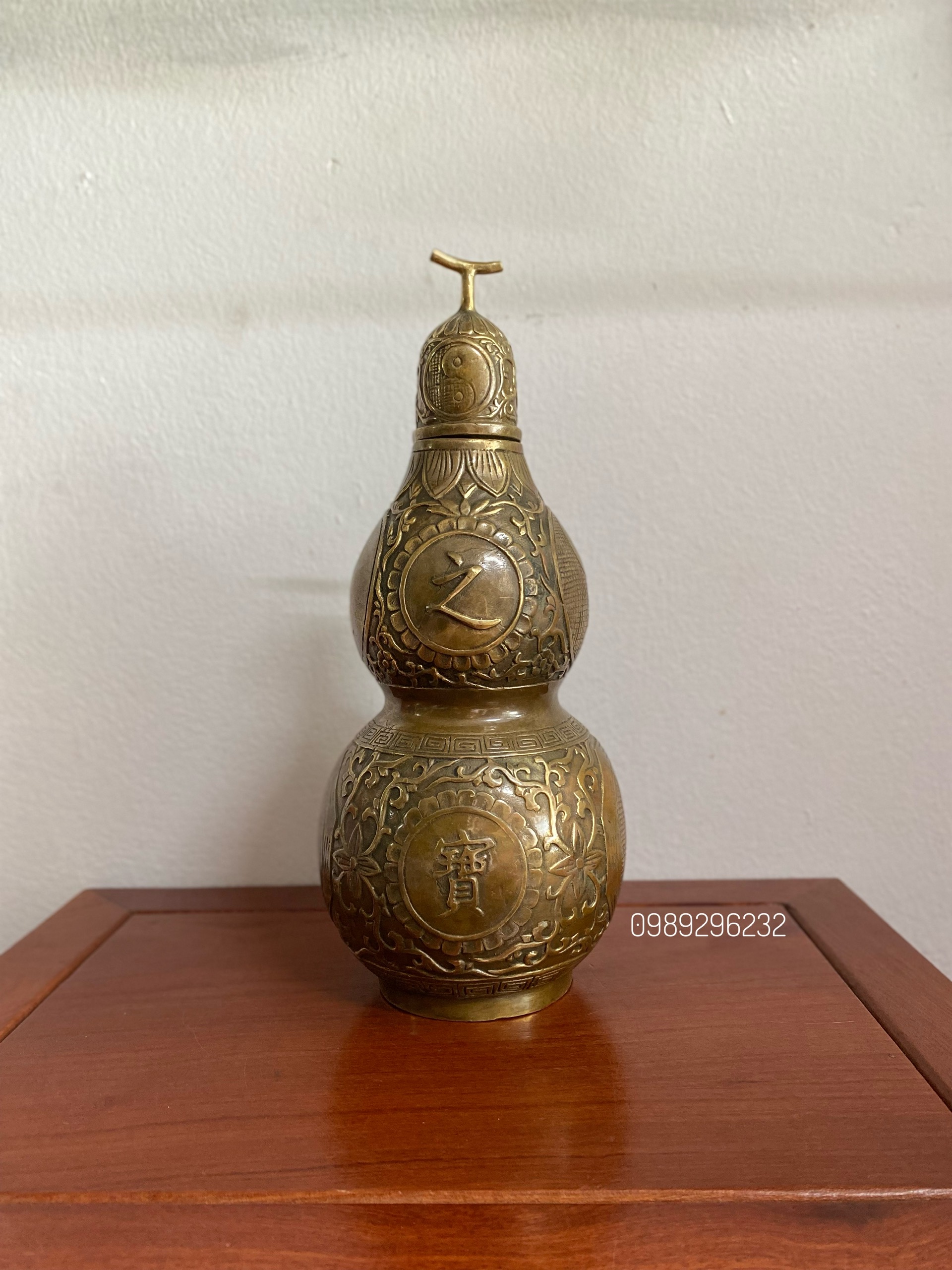 Hồ Lô bát quái phong thuỷ bằng đồng màu nâu