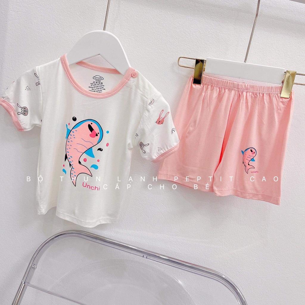 bộ ngắn unchi trắng hình chui đầu cài vai