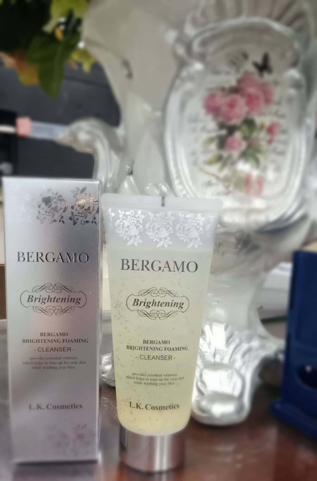 Sữa rửa mặt Bergamo Brightening Foaming Cleanser (150ml)