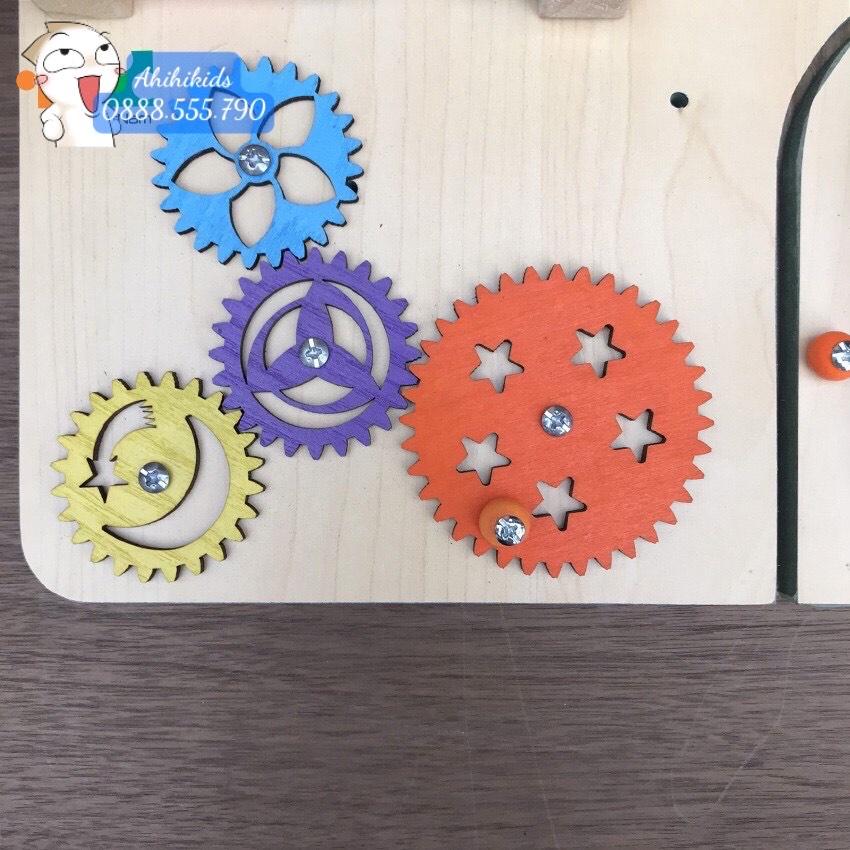 Đồ chơi bằng gỗ Bảng bận rộn mini ,bảng busy board giúp bé phát triển tư duy não bộ và rèn tính kiên trì và đôi tay khéo léo