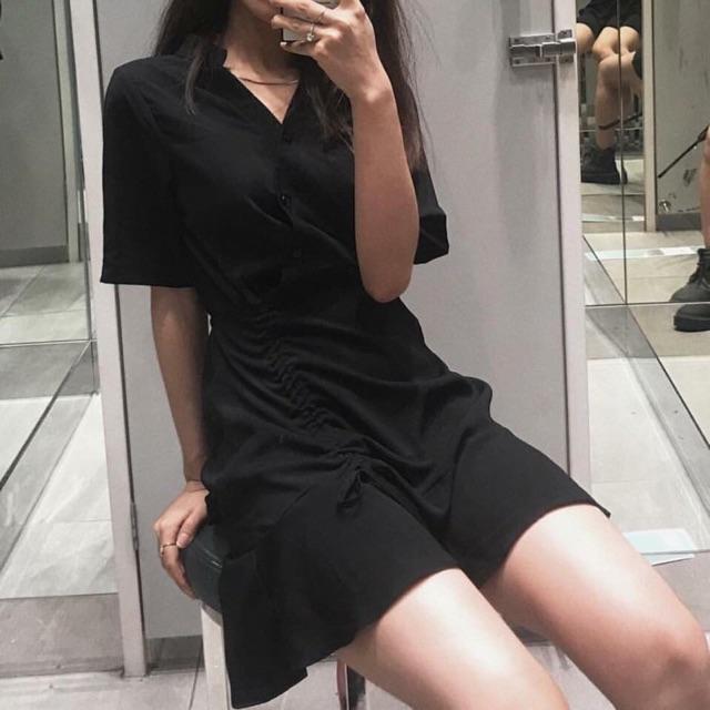Đầm rút dây đuôi cá phối nút cổ trụ nhỏ️️