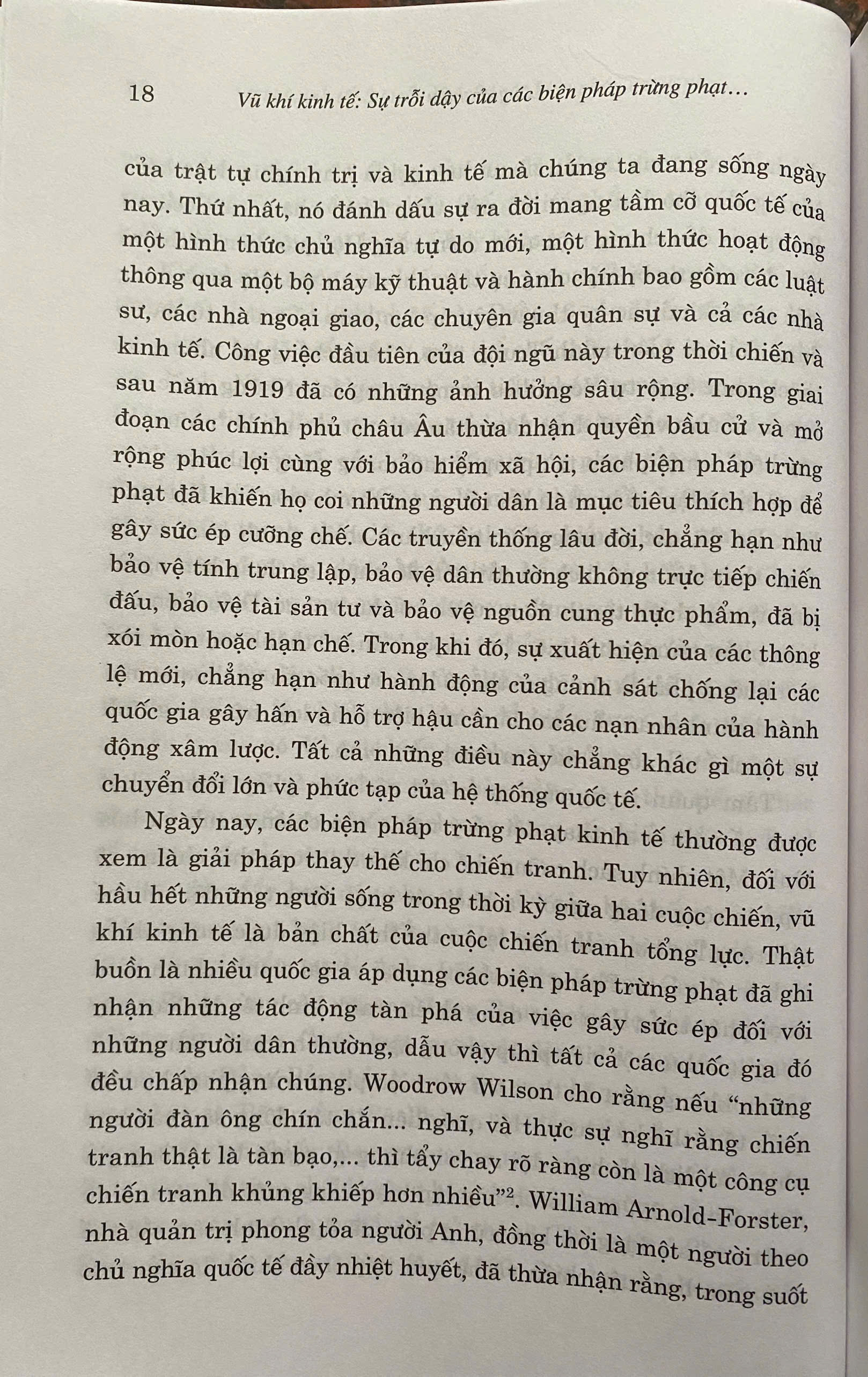 Vũ Khí Kinh Tế: Sự Trỗi Dậy Của Các Biện Pháp Trừng Phạt Kinh Tế Như Một Công Cụ Chiến Tranh Hiện Đại