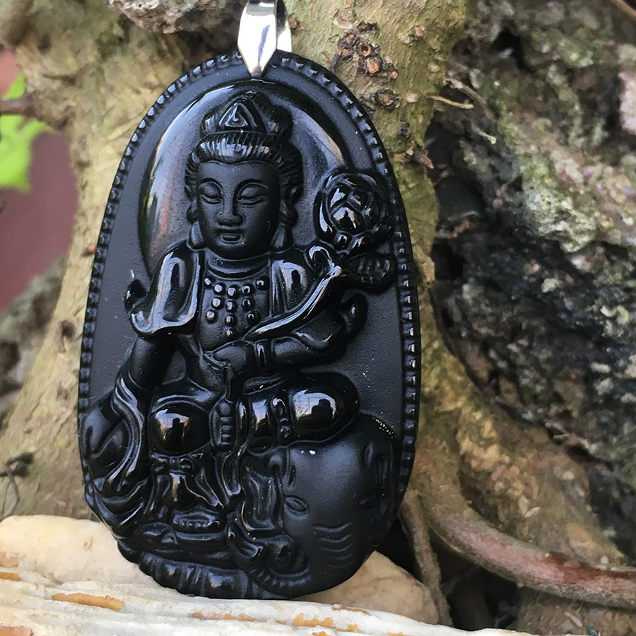 Dây chuyền mặt Phật Phổ Hiền Bồ Tát,  Đá Phong Thủy, cho Tuổi Tỵ,  Đá Núi lửa Obsidian,    3,3 x 5 cm,    AKO4