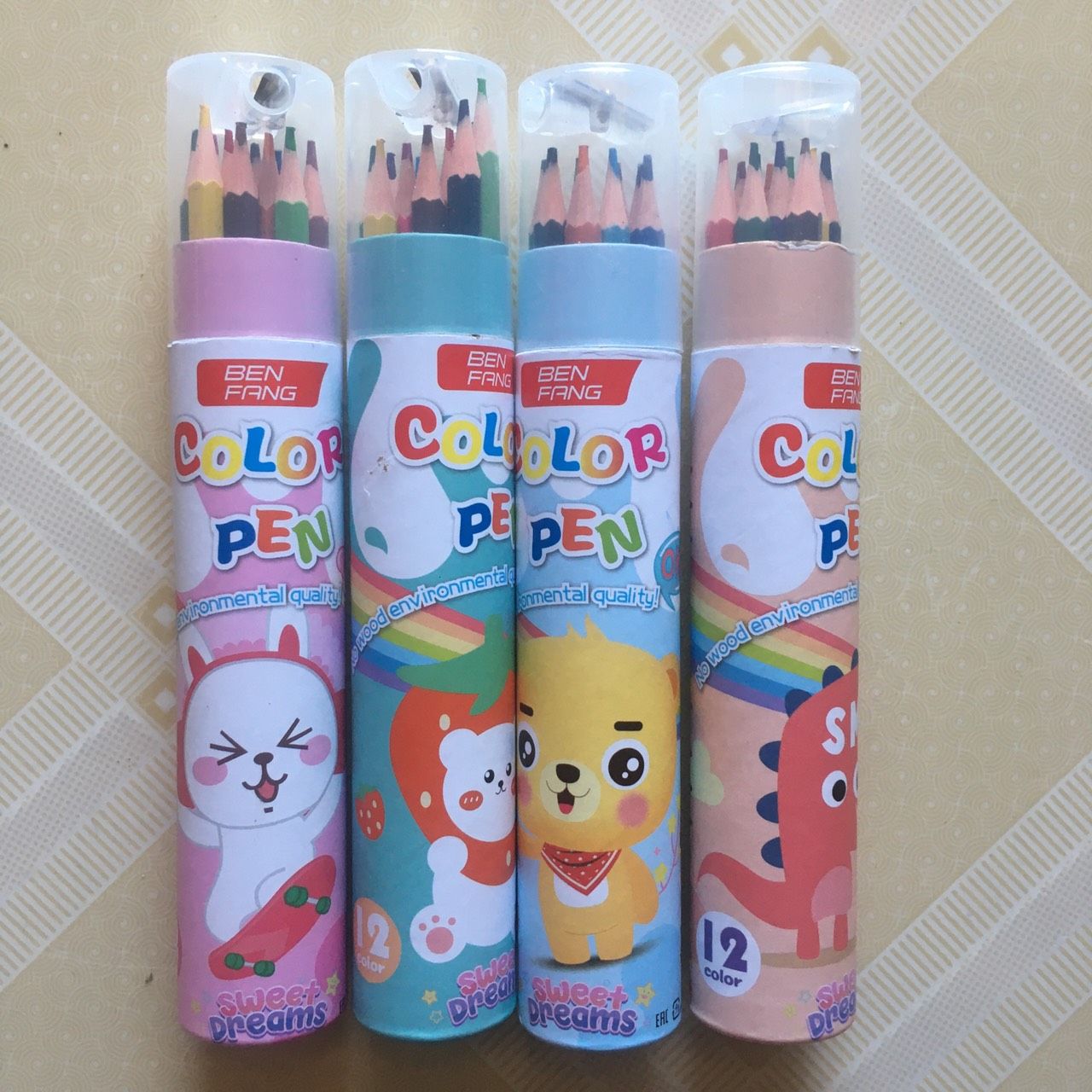 Bút chì màu 12, 18, 24 màu màu sắc tươi sáng
