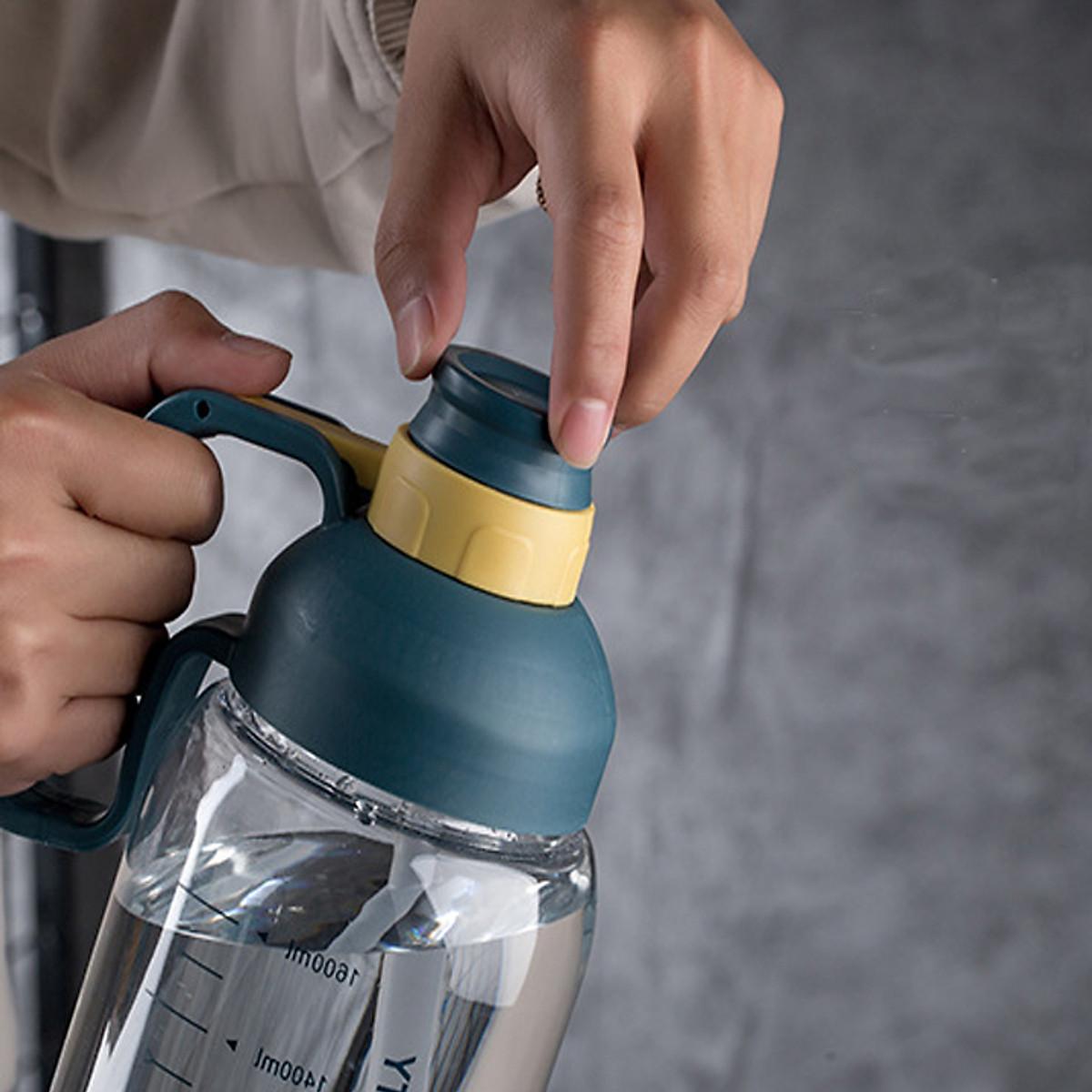 Bình Đựng Nước Thể Thao, Bình Nước Detox Dung Tích 1800ml Có Tay Cầm Và Van Chống Tràn