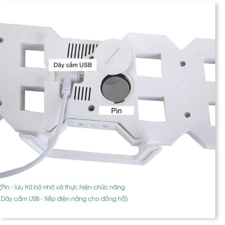 Đồng hồ trang trí để bàn hoặc treo tường đèn led đẹp mắt Silver Moon