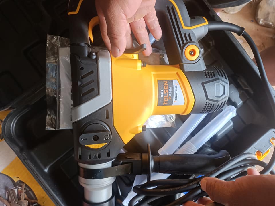 MÁY KHOAN BÚA 3 CHỨC NĂNG 28MM 1100W TOLSEN 88530 - HÀNG CHÍNH HÃNG