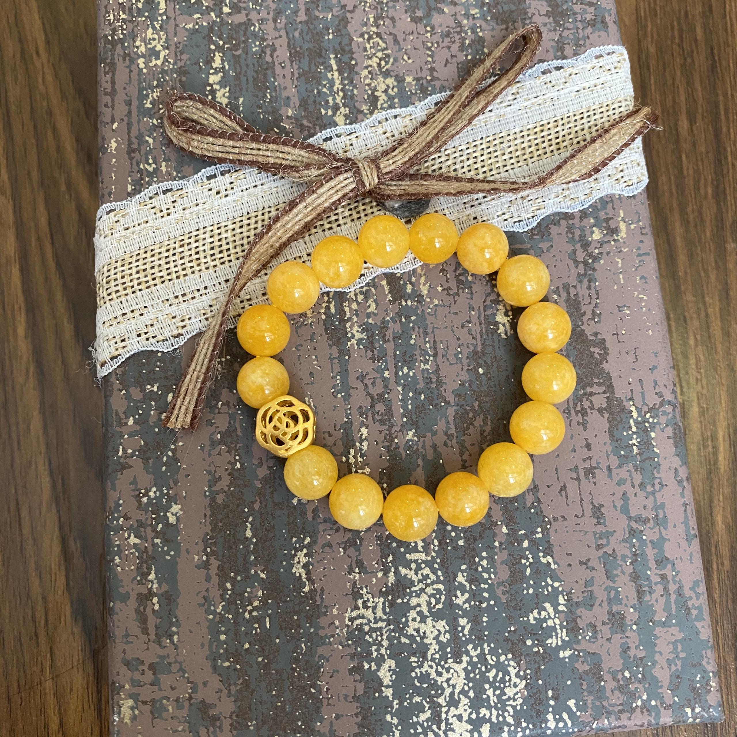 Vòng Đá Thạch Anh Vàng Vân 10 Ly Mix Charm Hoa 24K