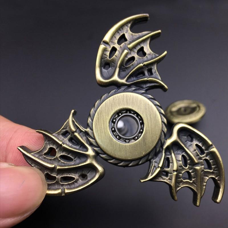 Con quay spinner kim loại hình cánh rồng  Zbds