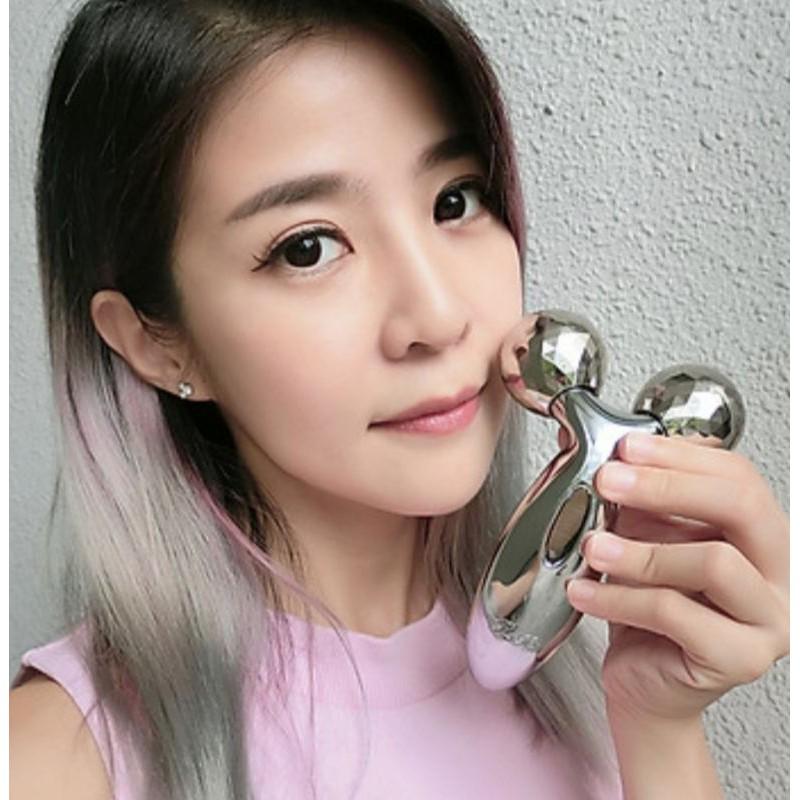 Com bo cây lăn massage mặt bằng inox và bi lăn tay gỗ hương