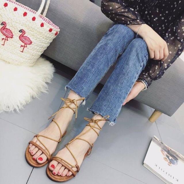 Giày sandal cột dây chiến binh DN