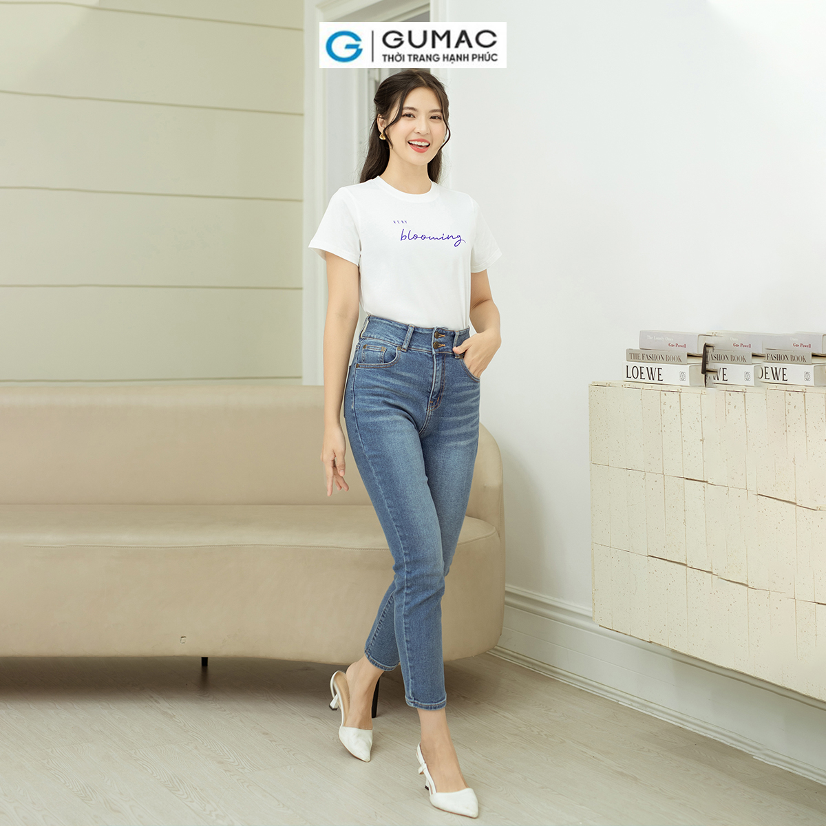 Áo thun in chữ GUMAC ATD08063