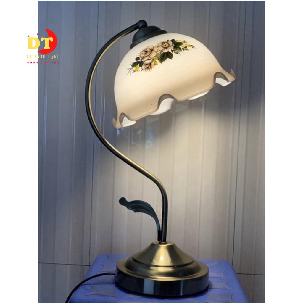 Đèn bàn cao cấp ｛ SẴN HÀNG } đèn có chế độ tăng giảm ánh sáng HTLK  DBN