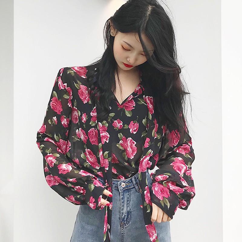 Áo Nữ Tay Dài Cổ Chữ V In Hoa Thời Trang