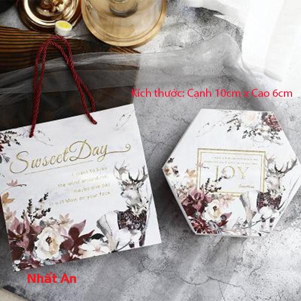 Hộp giấy lục giác đựng bánh Sweet Day (5 bộ)